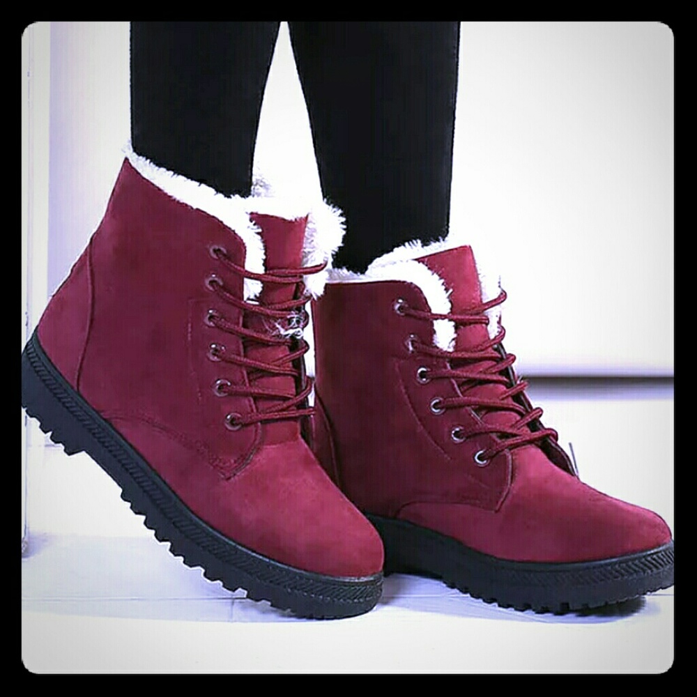 Maroon ankle boots- size 9 (fits like an 8)